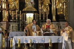 30.10.2022r.-Odsloniecie-tablicy-pamiatkowej-ks.-Antoniego-Tworka-7