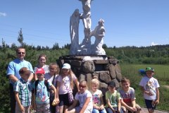 28.05.2018r.-Dzieci-komunijne-u-Maryji-Ludzmierskiej-21